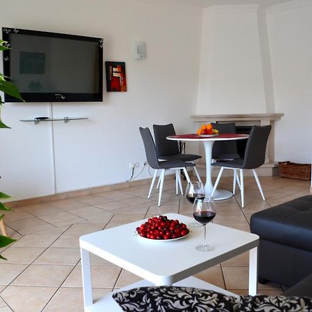 Sea Breeze Apartment Лагуш Екстер'єр фото