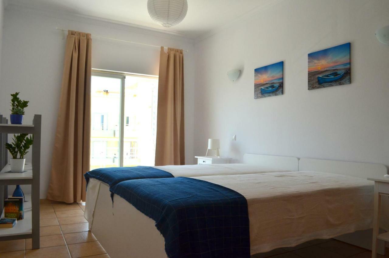 Sea Breeze Apartment Лагуш Екстер'єр фото