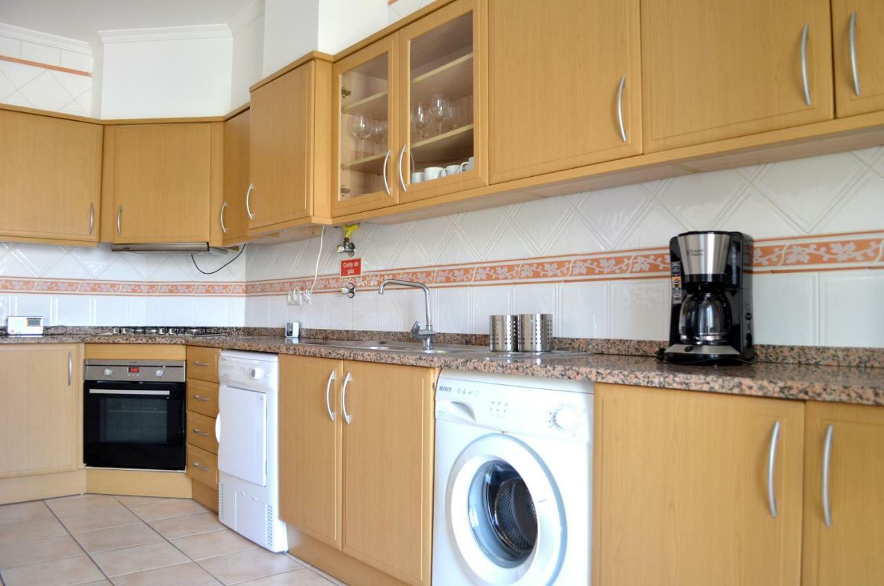 Sea Breeze Apartment Лагуш Екстер'єр фото