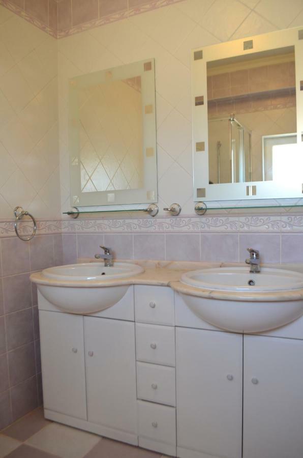 Sea Breeze Apartment Лагуш Екстер'єр фото